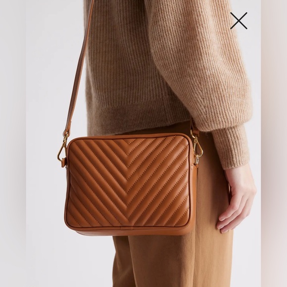 Quince Handbags - Quince Italian Leather  Quilted Crossbody Bag 6x8.5x3” Cognac  $229MSRP